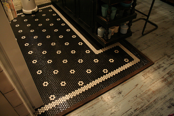 Black+and+white+hexagon+tiles